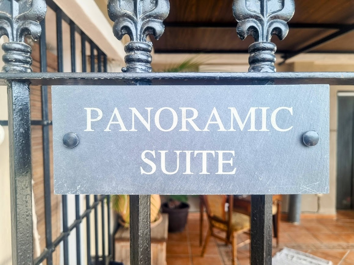 Panoramic Sign