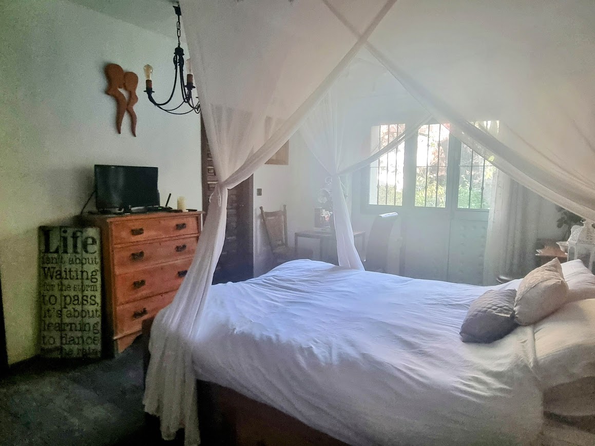 Sunrise Room