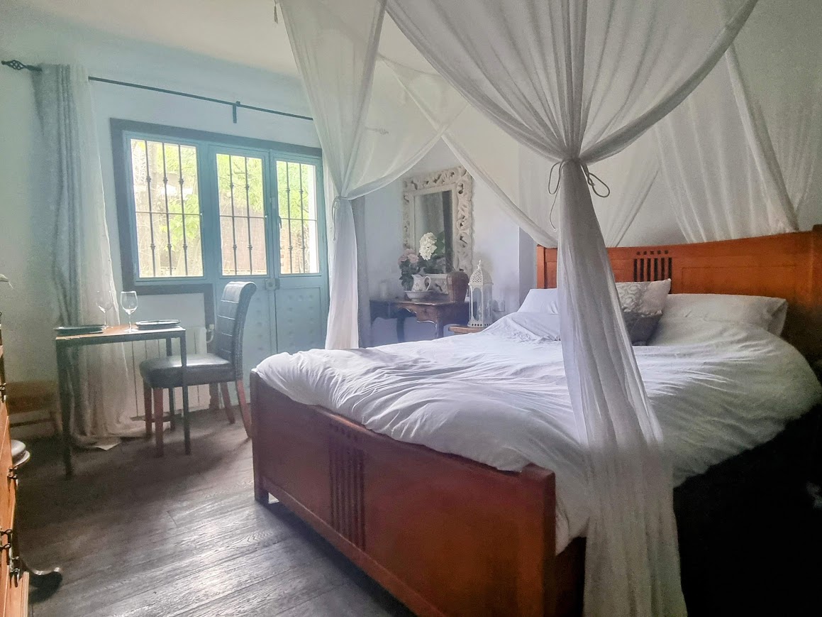 Sunrise Room